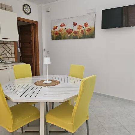 M&m House-appartamento Sul Mare Апартаменты Санта-Мария-ди-Кастеллабате